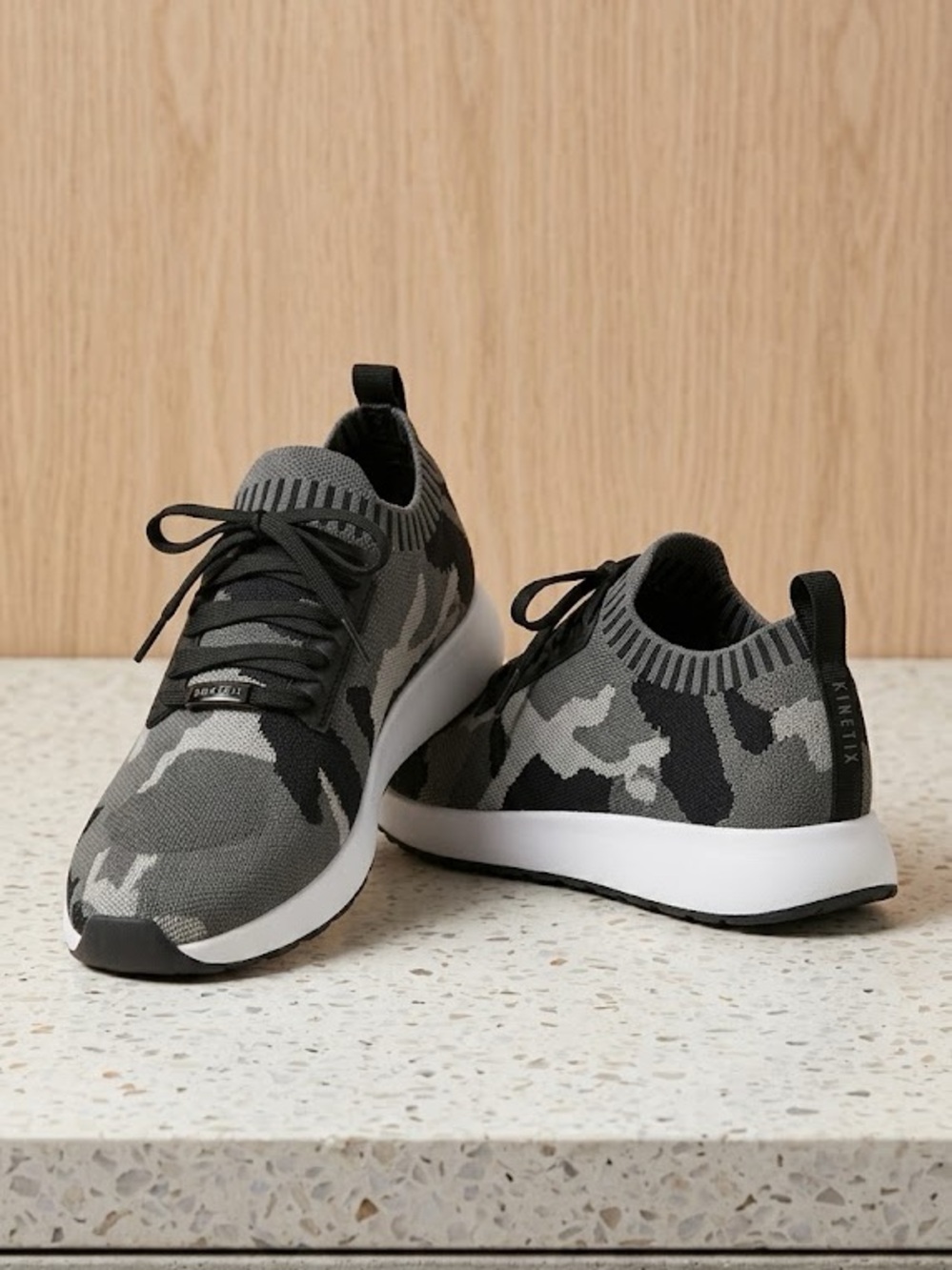 Nautica Zyla Women's Knit Slip-On Sneaker Camouflage sz 8